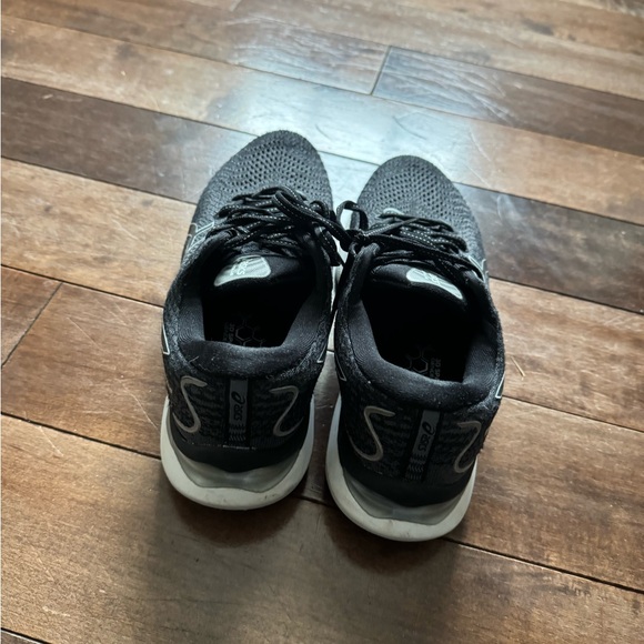 Asics Black and White Athletic Shoes with Knit Mesh Upper - Picture 8 of 8